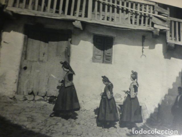 Collecting paper: CANDELARIO BEJAR SALAMANCA TIPOS ANTIGUA LAMINA HUECOGRABADO 1933 21 X 29 CMTS