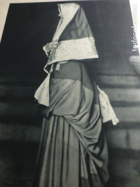 Collecting paper: RONCAL NAVARRA MUJER RONCALESA ANTIGUA LAMINA HUECOGRABADO 1933 21 X 29 CMTS