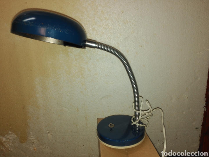 Coleccionismo: Antiguo Flexo azul - Foto 1