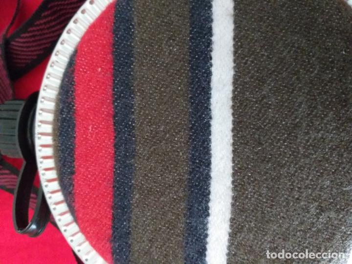 Coleccionismo: Cantimplora de aluminio forrada con tela. - Foto 3