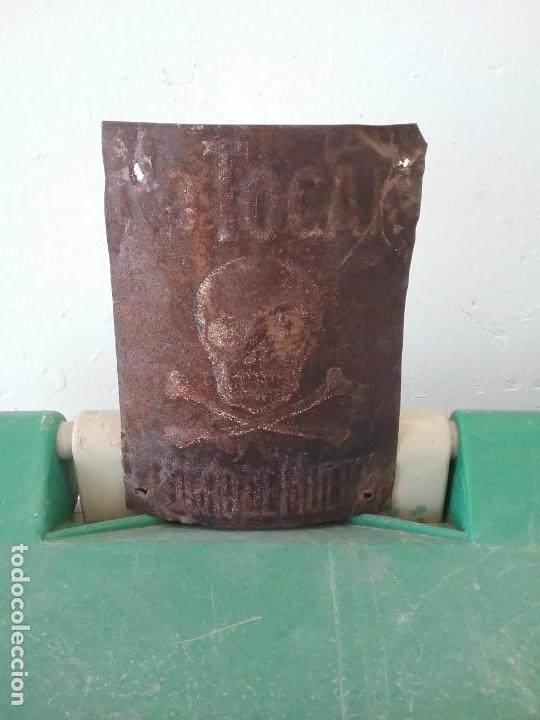 Coleccionismo: Chapa, no tocar. - Foto 1