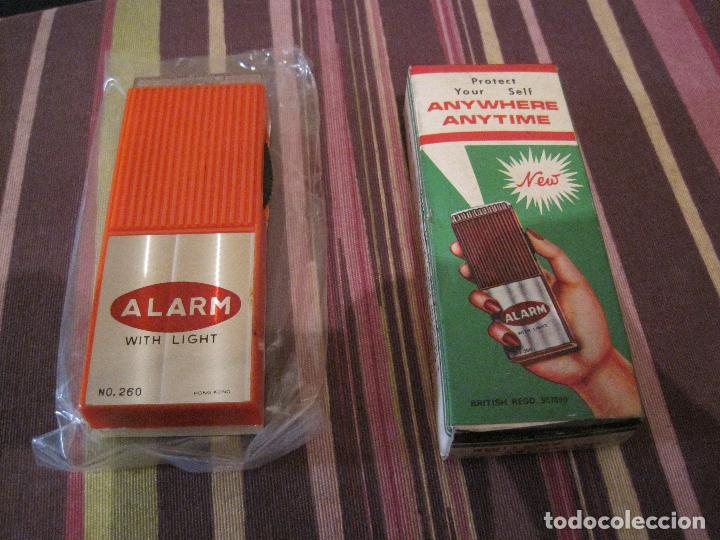 Coleccionismo: LINTERNA ALARMA A&Ntilde;OS 70??? - Foto 1