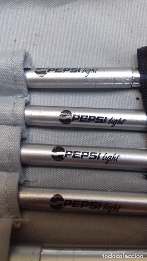 Coleccionismo: Neceser con brochas y espejo de Pepsi Light Nuevo - Foto 3