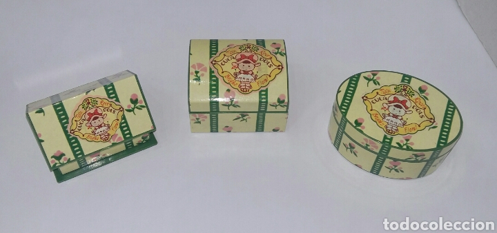 Coleccionismo: LOTE 3 CUCA DOLS. TWIN ROSES. CAJAS CON FORMA DE CASA, BA&Uacute;L Y OVALADA.NUEVAS.SIN ESTRENAR.CAJITAS.