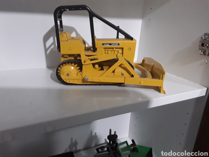 Coleccionismo: Niveladora John Deere a escala - Foto 1