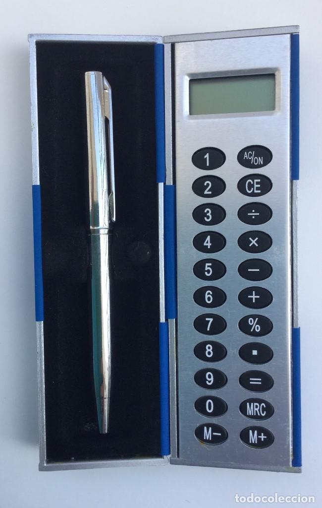 Collectionnisme: Calculadora con bol&iacute;grafo &ndash; para bolso o bolsillo