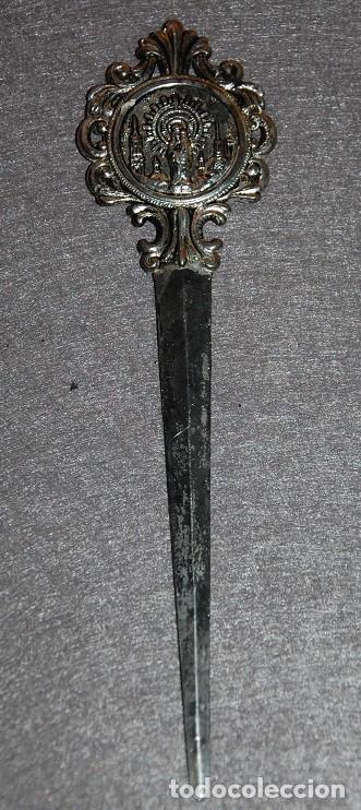 Coleccionismo: ABRECARTAS CON LA IMAGEN DE NUESTRA SE&Ntilde;ORA DEL PILAR