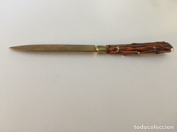 Coleccionismo: Cuchillo abrecarta de bronce . - Foto 4