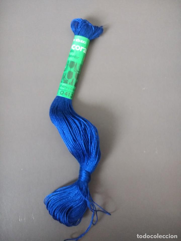 Sammeln: ANTIGUA MADEJA HILO PARA BORDAR &laquo;&Aacute;NCORA&raquo; COLOR AZUL N&ordm; 413