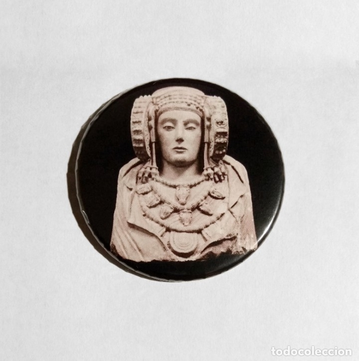 Coleccionismo: DAMA DE ELCHE - IM&Aacute;N NEVERA 59MM