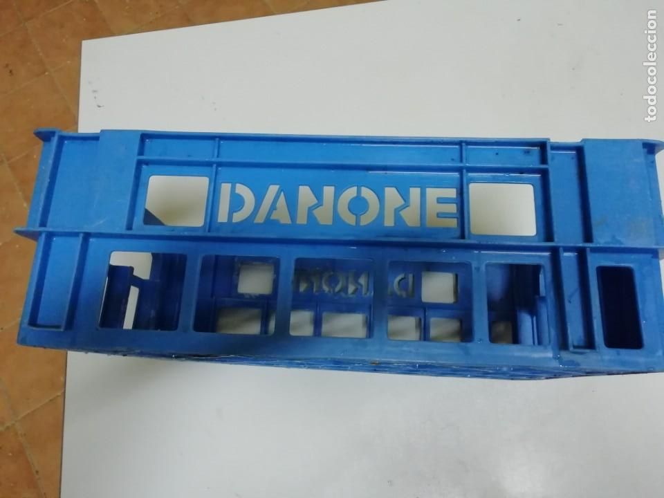 Coleccionismo: Caja de pl&aacute;stico de Danone