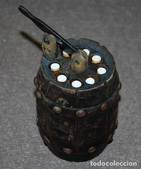 Coleccionismo: BARRIL PRENSA DE MADERA PARA CIGARRILLOS - Foto 3