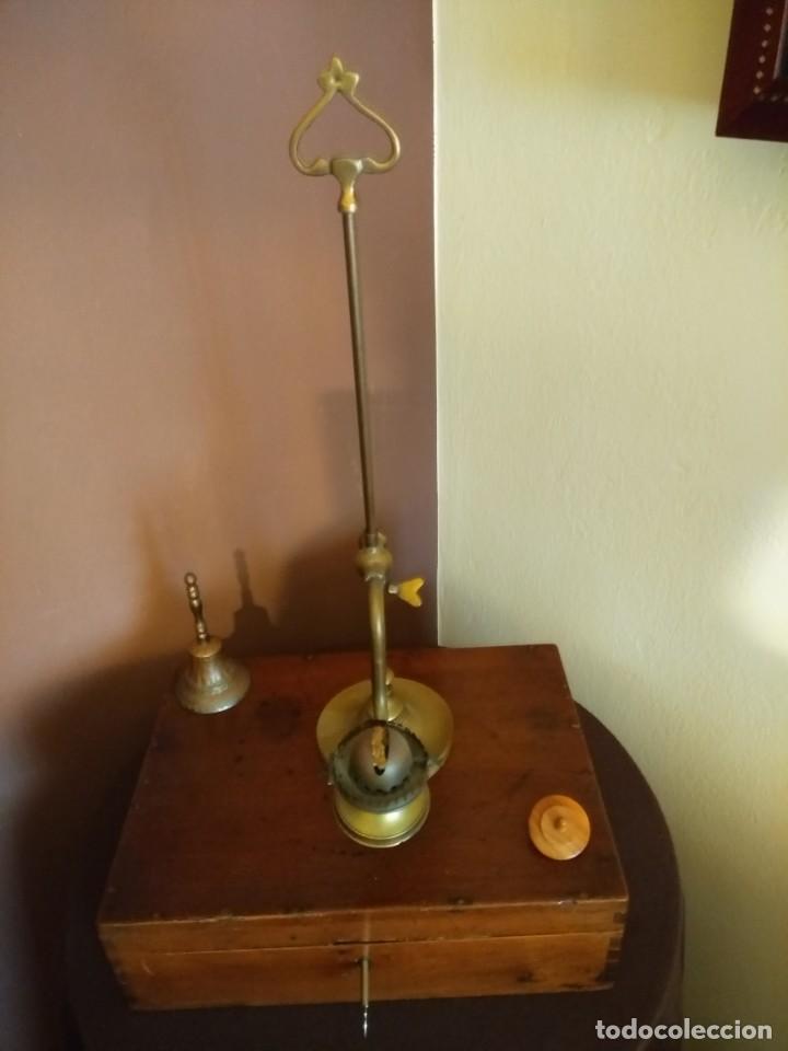 Coleccionismo: Lampara quinqu&eacute; de aceite en bronce - Foto 2