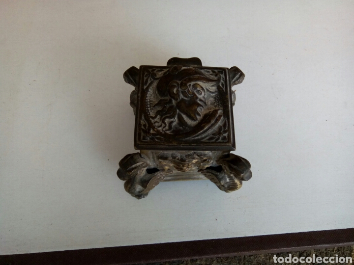 Coleccionismo: Antiguos tinteros de bronce (dos) - Foto 3