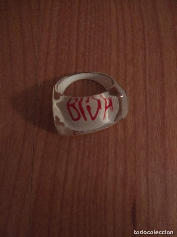 Colecionismo: ANILLO PL&Aacute;STICO DURO