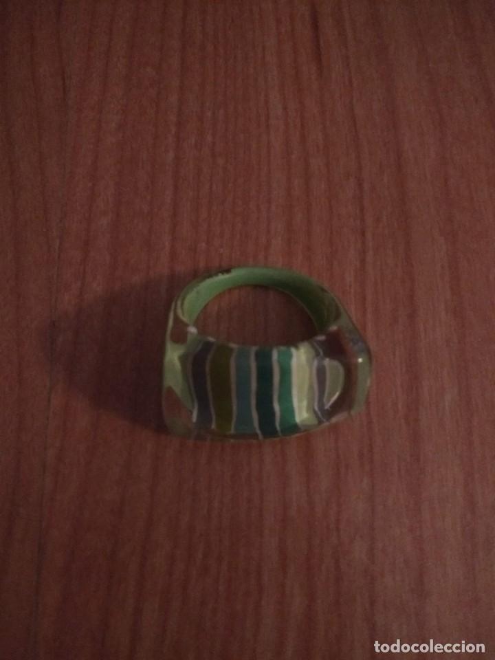 Colecionismo: ANILLO PL&Aacute;STICO DURO