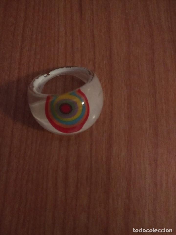 Collectionnisme: ANILLO PL&Aacute;STICO DURO