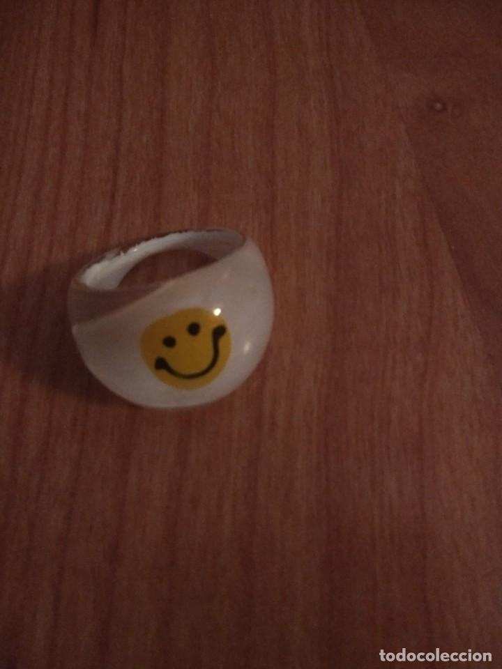 Colecionismo: ANILLO PL&Aacute;STICO DURO