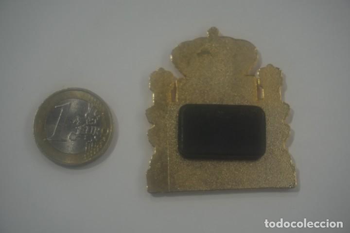 Coleccionismo: ANTIGUO IMAN ESCUDO ESPA&Ntilde;A - Foto 2