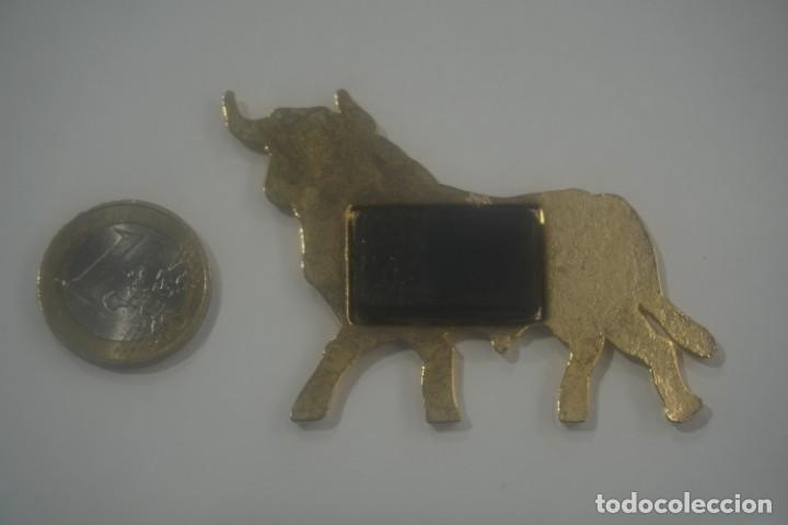 Coleccionismo: ANTIGUO IMAN TORO ESPA&Ntilde;A - Foto 2