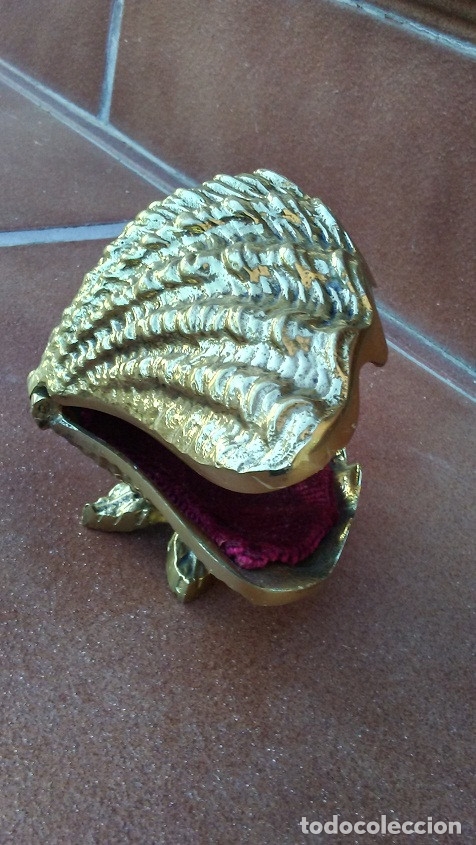 Coleccionismo: JOYERO CON FORMA DE OSTRA EN BRONCE - Foto 3