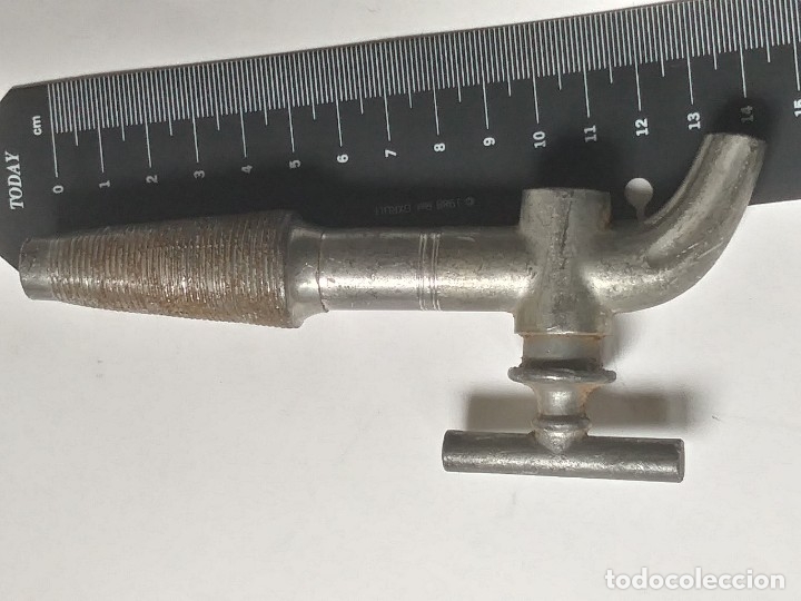 Coleccionismo: GRIFO BARRIL TONEL METALICO - Foto 3