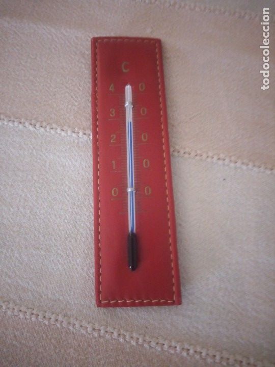 Coleccionismo: Term&oacute;metro, en funda de polipiel roja. - Foto 1