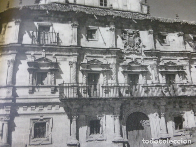 Coleccionismo: VILLACARRIEDO CANTABRIA PALACIO DE SO&Ntilde;ANES ANTIGUA LAMINA HUECOGRABADO A&Ntilde;OS 50