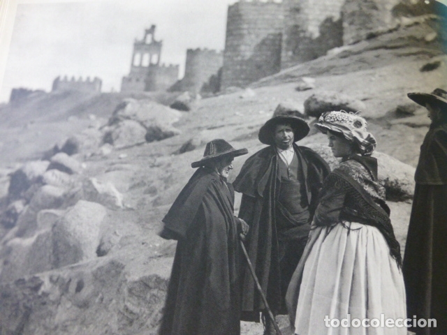 Coleccionismo: AVILA TIPOS Y MURALLAS ANTIGUA LAMINA HUECOGRABADO A&Ntilde;OS 50