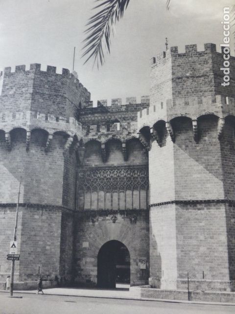 Collecting paper: VALENCIA PUERTA DE SERRANOS ANTIGUA LAMINA HUECOGRABADO A&Ntilde;OS 50
