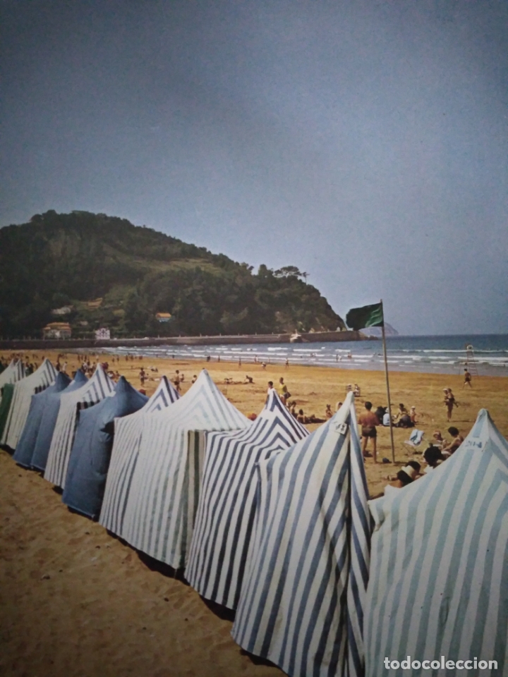 Colecionismo: ZARAUZ GUIPUZCOA CASETAS EN LA PLAYA ANTIGUA LAMINA A&Ntilde;OS 50