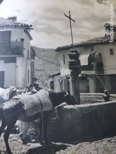 Coleccionismo: GUADALUPE CACERES LA FUENTE ANTIGUA LAMINA HUECOGRABADO A&Ntilde;OS 40