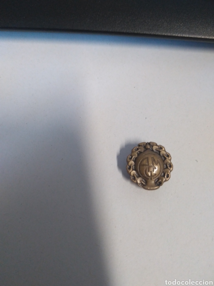 Collectionnisme: Insignia AMC de ojal =