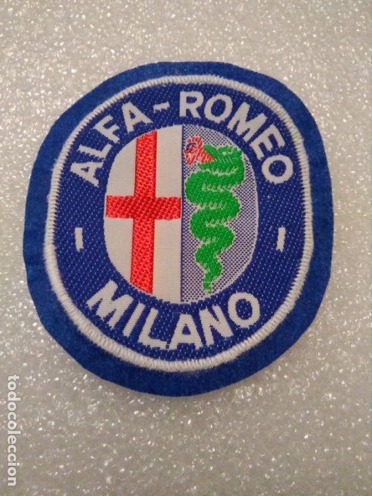 Coleccionismo: PARCHE TELA BORDADO AUTOMOVIL ALFA ROMEO