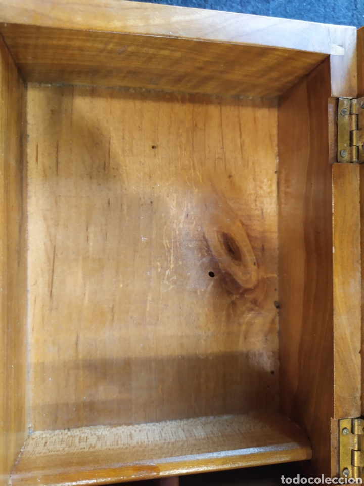 Coleccionismo: Caja de madera, tabaquera y cigarrera. - Foto 3