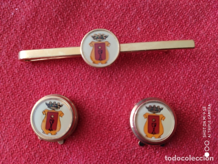 Coleccionismo: juego de pisacorbatas y cubrebotones - Foto 4