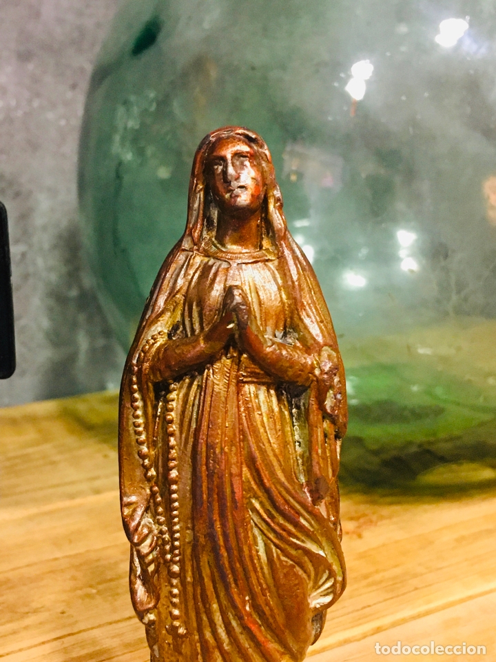 Coleccionismo: PEQUE&Ntilde;A FIGURA RELIGIOSA DE CALAMINA ESTATUA MINI VIRGEN INMACULADA CONCEPCI&Oacute;N IMAGEN ZINC P&Aacute;TINA