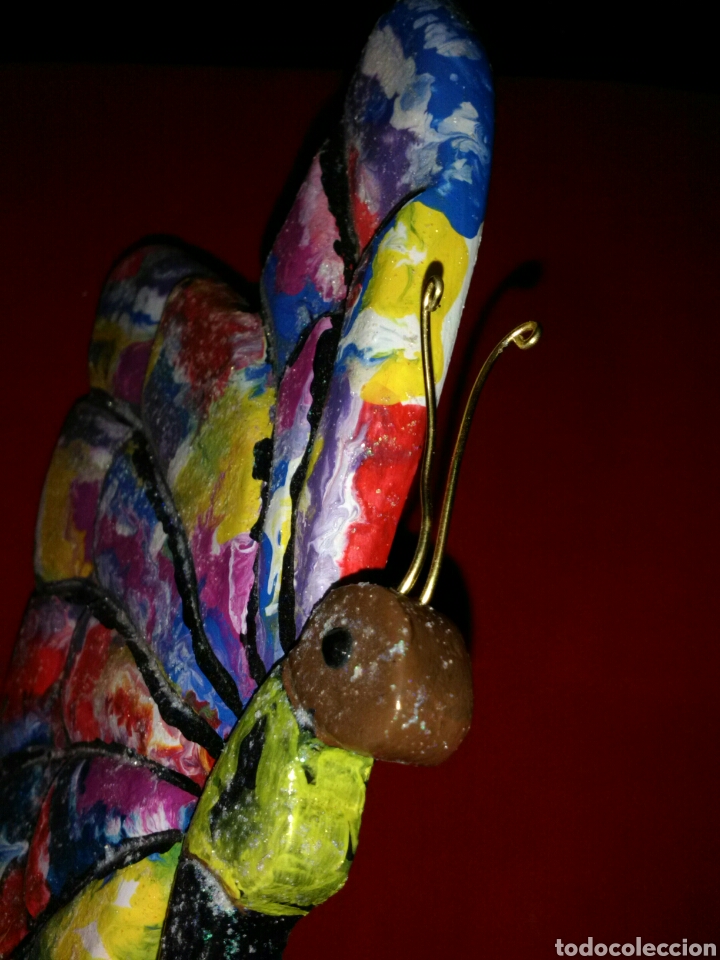 Coleccionismo: MARIPOSA DE LA SUERTE. TALLADA MADERA. - Foto 2