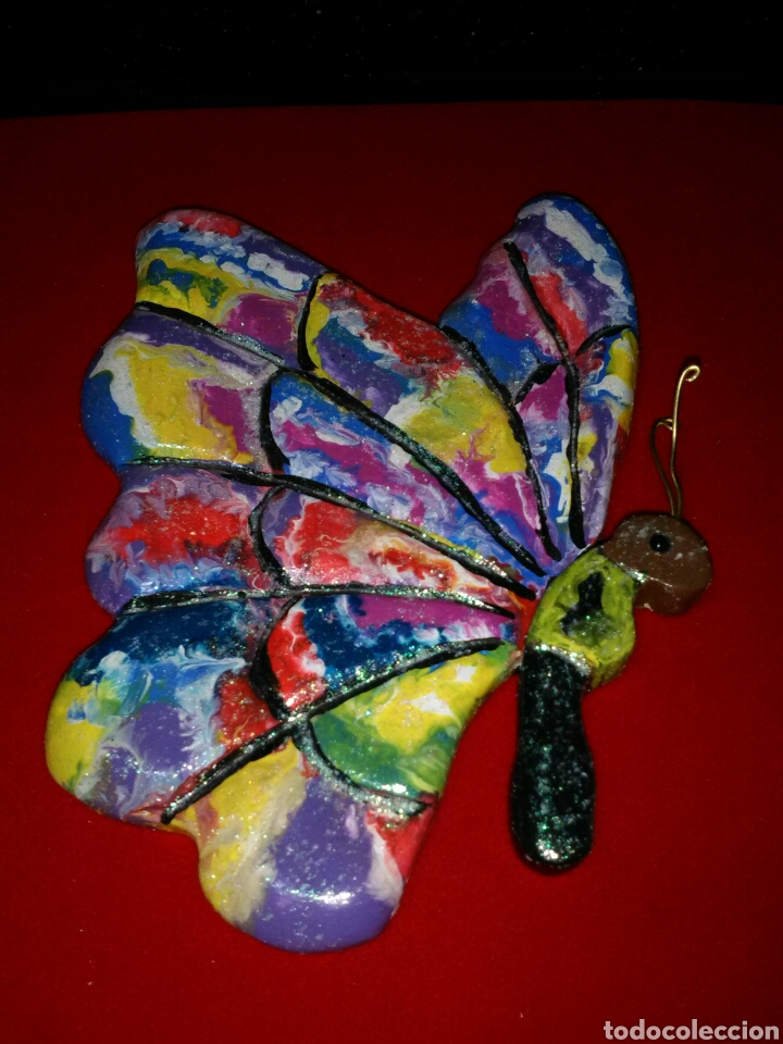 Coleccionismo: MARIPOSA DE LA SUERTE. TALLADA MADERA. - Foto 1