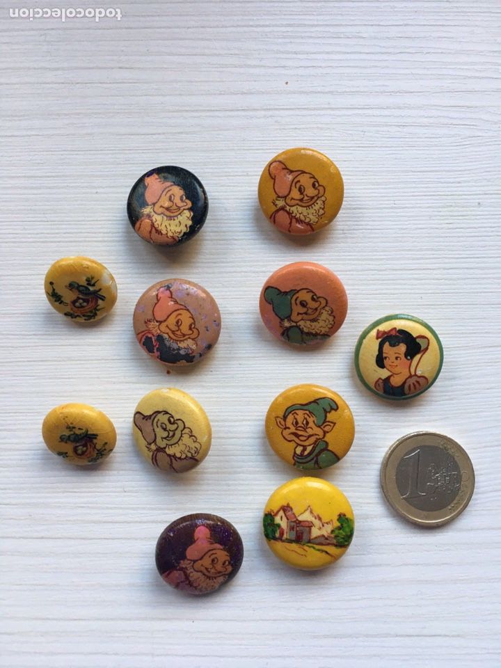 Coleccionismo: Antiguos Botones a&ntilde;os 40 Blancanieves