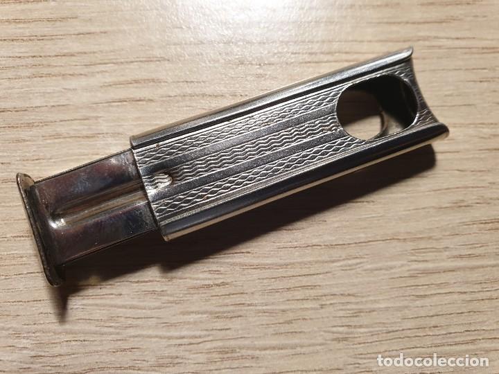 Coleccionismo: ANTIGUO CORTA PUROS - Foto 2