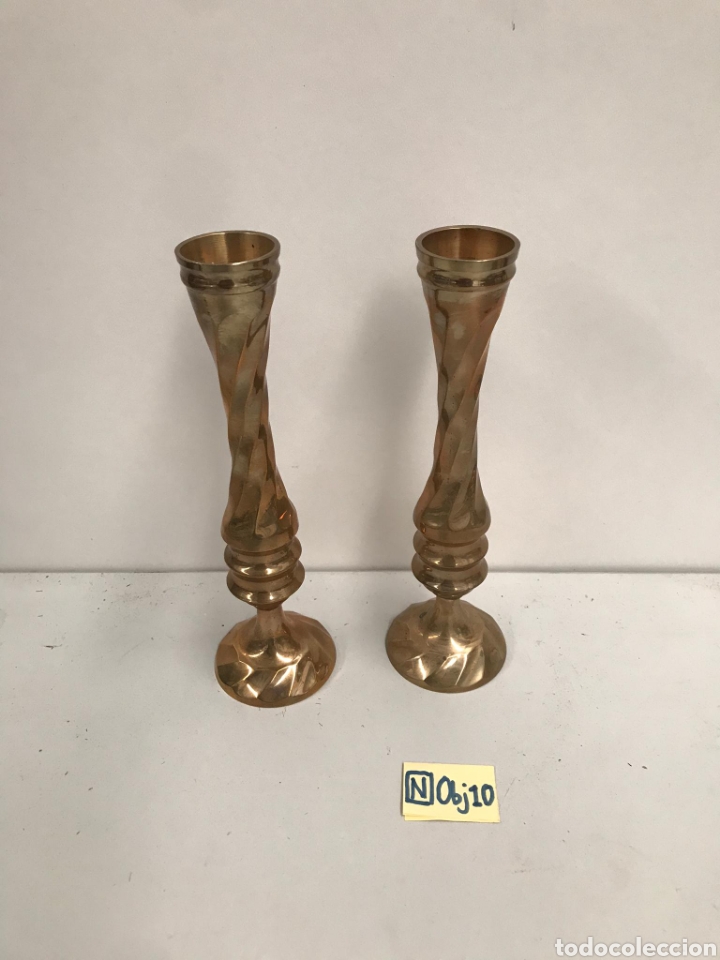 Coleccionismo: Antiguos pareja de candelabros - Foto 1
