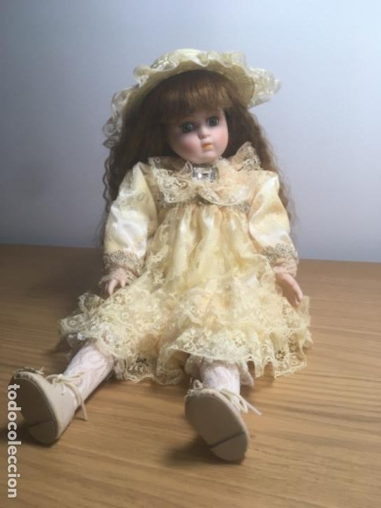 Coleccionismo: Mu&ntilde;eca porcelana - Foto 1