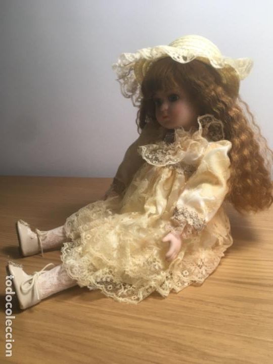 Coleccionismo: Mu&ntilde;eca porcelana - Foto 2