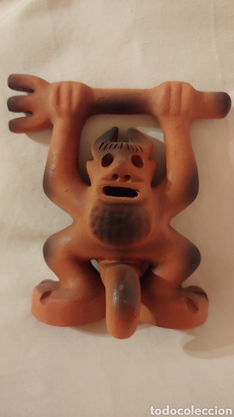 Coleccionismo: Figura de cer&aacute;mica Lanzarote - Foto 1