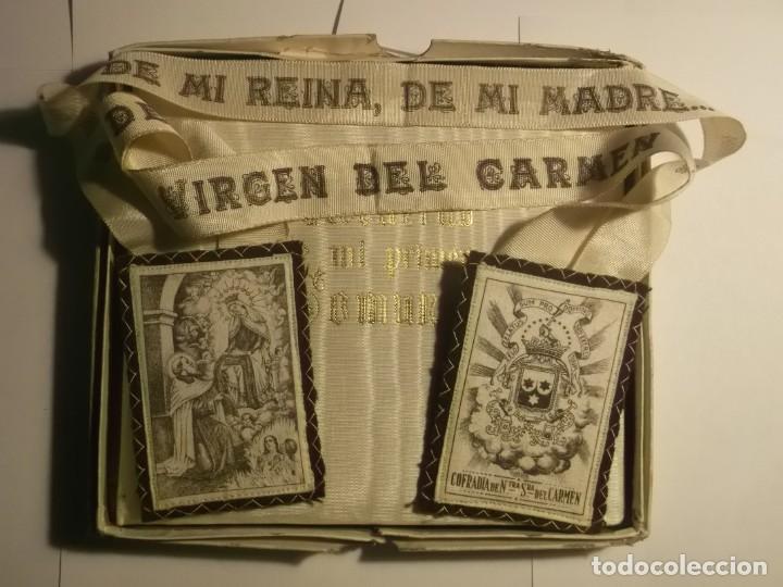 Coleccionismo: CAJA ANTIGUO LIBRO RECUERDO DE PRIMERA COMUNION-CON ESCAPULARIO DE LA VIRGEN DEL CARMEN-A&Ntilde;OS 40-50
