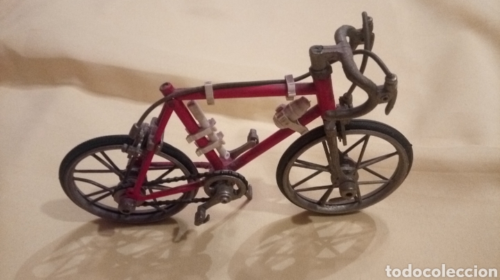 Coleccionismo: Miniatura bicicleta antigua - Foto 7
