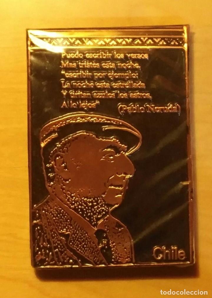 Coleccionismo: Libreta / Libretita para notas - original de Chile - Cara Neruda y cita troqueladas - 11cm x 7.50cm