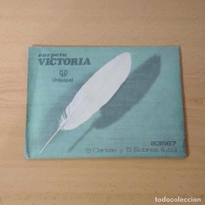 Collezionismo: Carpeta Victoria. 5 cartas y 5 sobres de luto. Modelo 23567. Marca Unipapel.