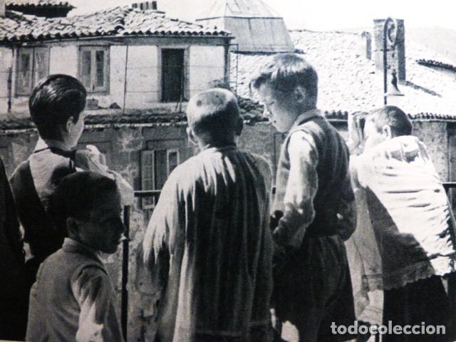 Coleccionismo: VITORIA MONAGUILLOS ANTIGUA LAMINA A&Ntilde;OS 50